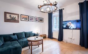 Citadel Apartment Zero